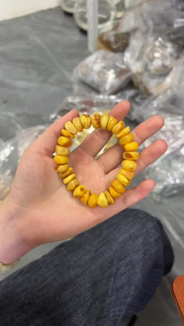 【闪购商品】蜜蜡手链未镶嵌回流老蜜蜡随行饼子手串[0637]