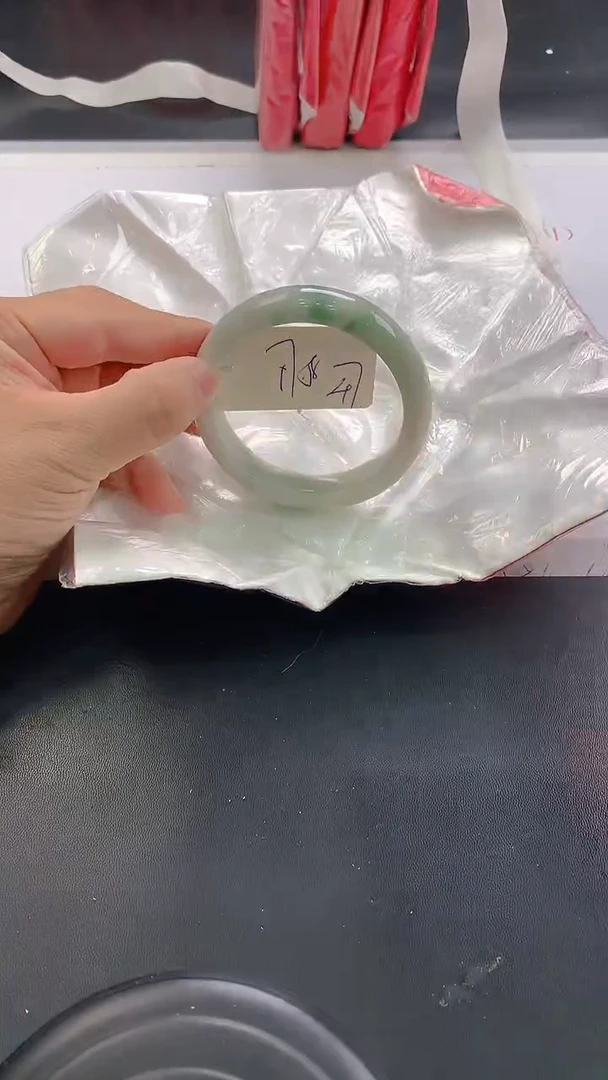 未镶嵌手镯翡翠47