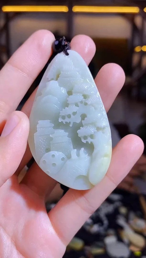 颈饰未镶嵌和田玉1