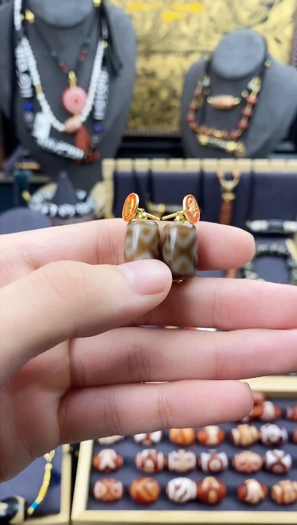 【闪购商品】玛瑙/玉髓颈饰未镶嵌耳钉