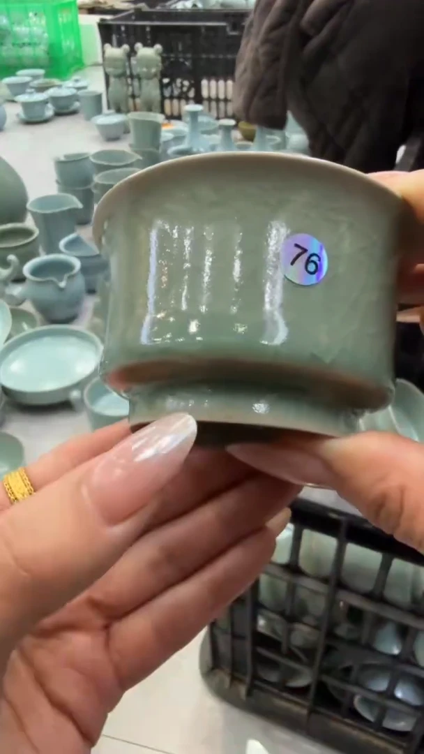 其他仿古绿马蹄杯大瑕76