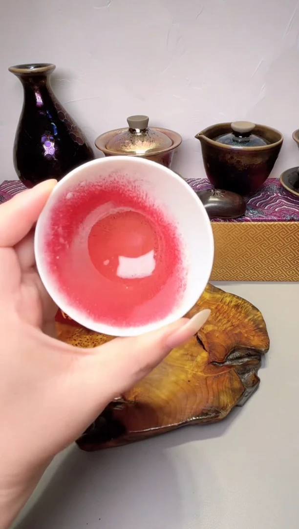 茶盏春申阁微瑕福利1只