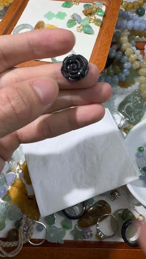 【闪购商品】翡翠颈饰未镶嵌【闪购商品】 天然翡翠