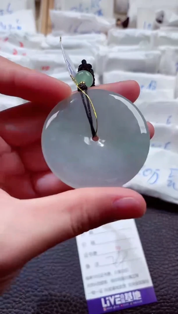 翡翠未镶嵌颈饰00000206