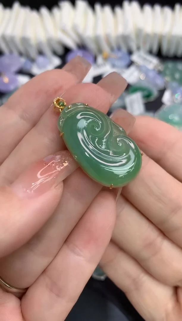 吊坠(不含链)18K金镶嵌翡翠1111111111111