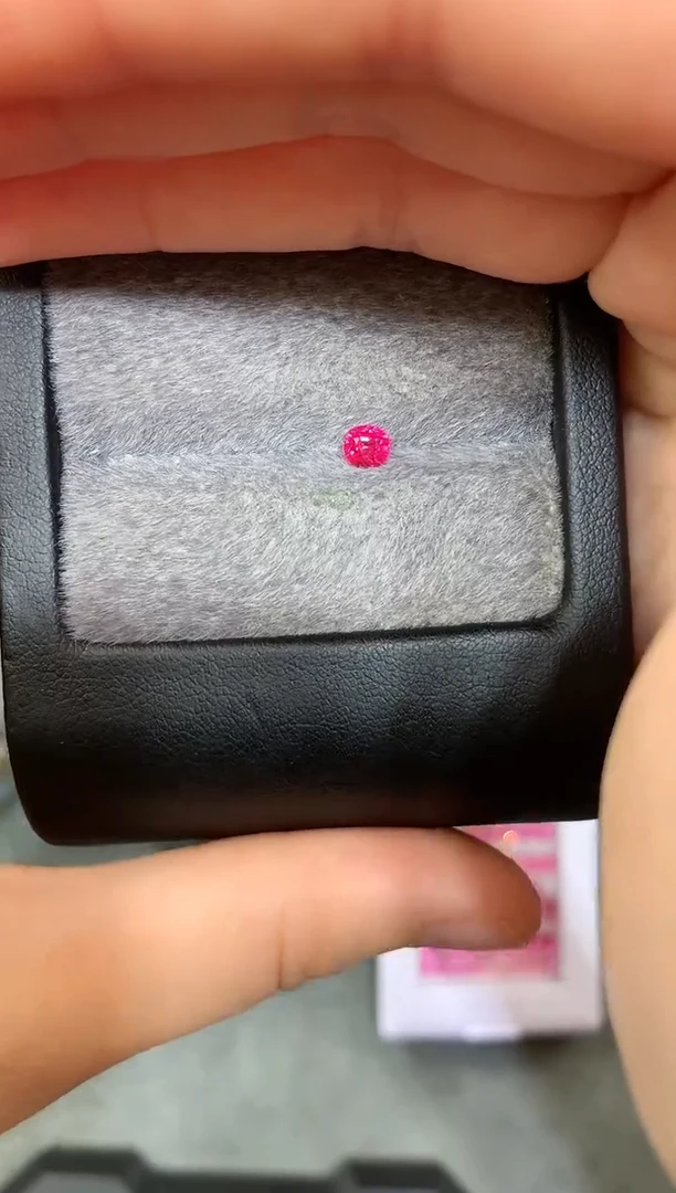 【闪购商品】定制尖晶石裸石未镶嵌枕型 绝地 0.39ct