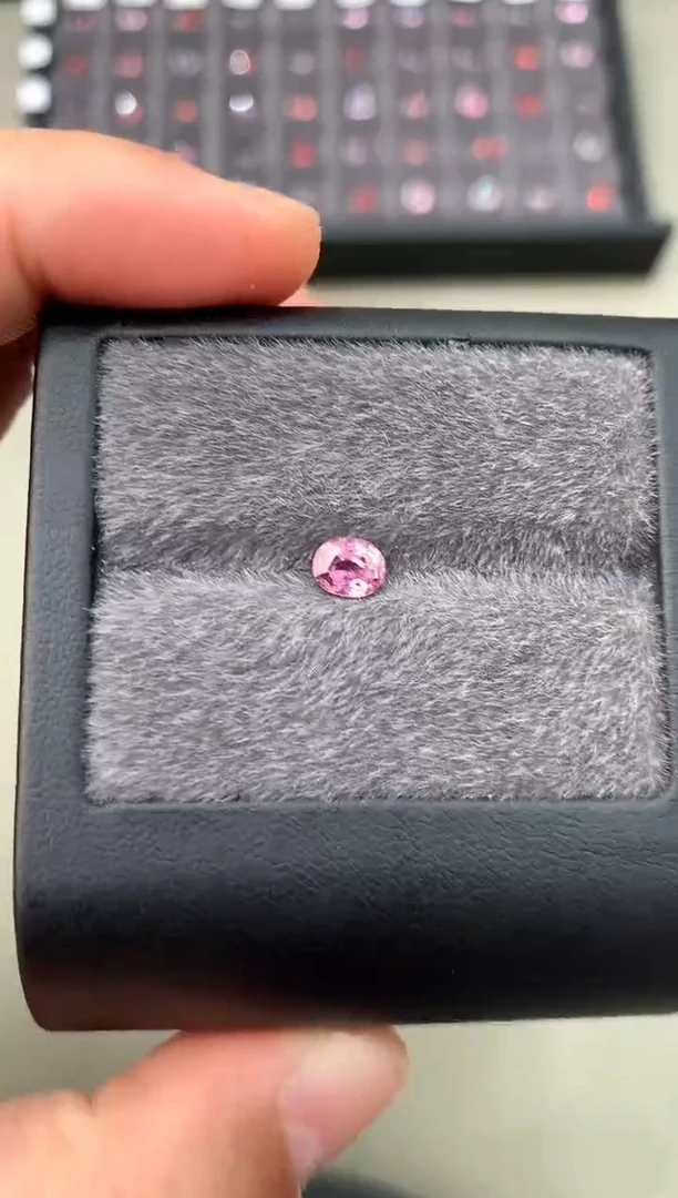 【闪购商品】定制尖晶石裸石未镶嵌0.72ct 椭圆 粉色调