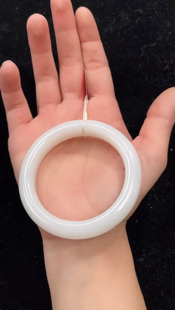 未镶嵌手镯和田玉新疆直发和田玉白玉57-58圈口上等和田玉手镯女