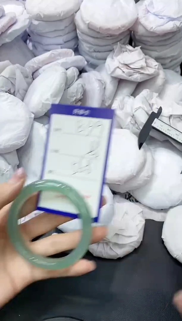 玛瑙/玉髓手镯未镶嵌859