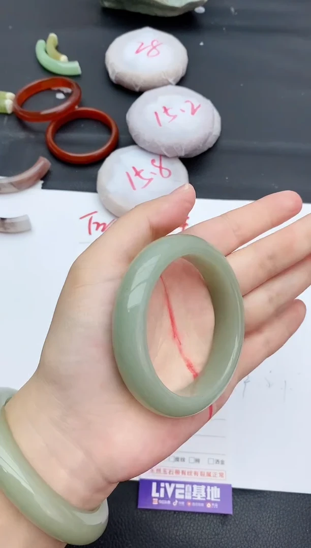 未镶嵌手镯石英质玉151+54/55