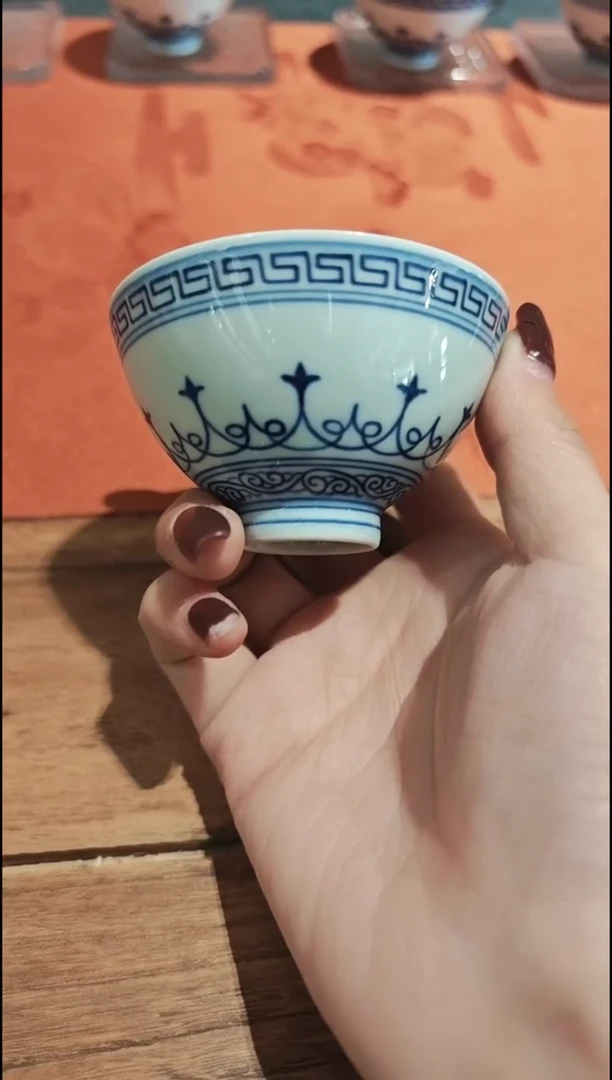 【闪购商品】杯宁封窑青花卷草鸡心杯