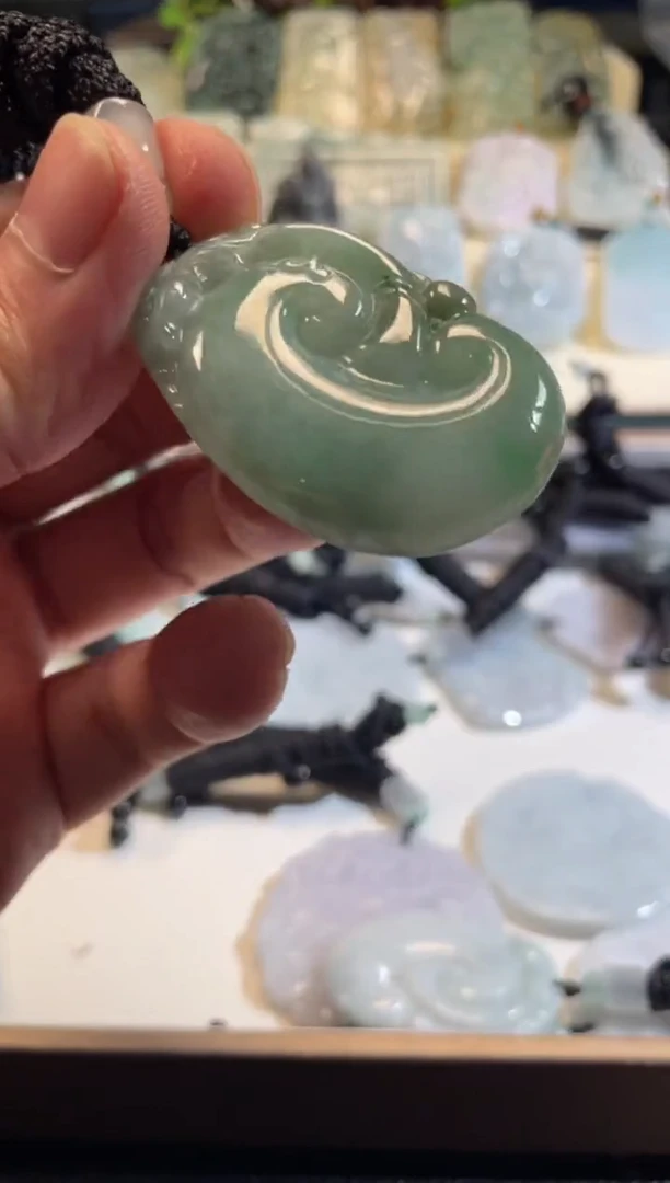 颈饰未镶嵌翡翠11/15/053