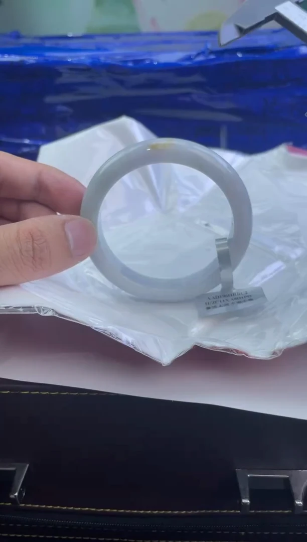 翡翠手镯未镶嵌14翡翠手镯