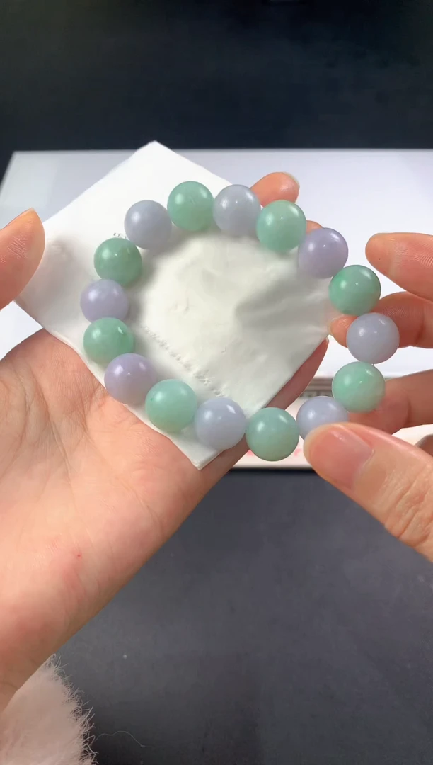 未镶嵌定制翡翠毛货抛光