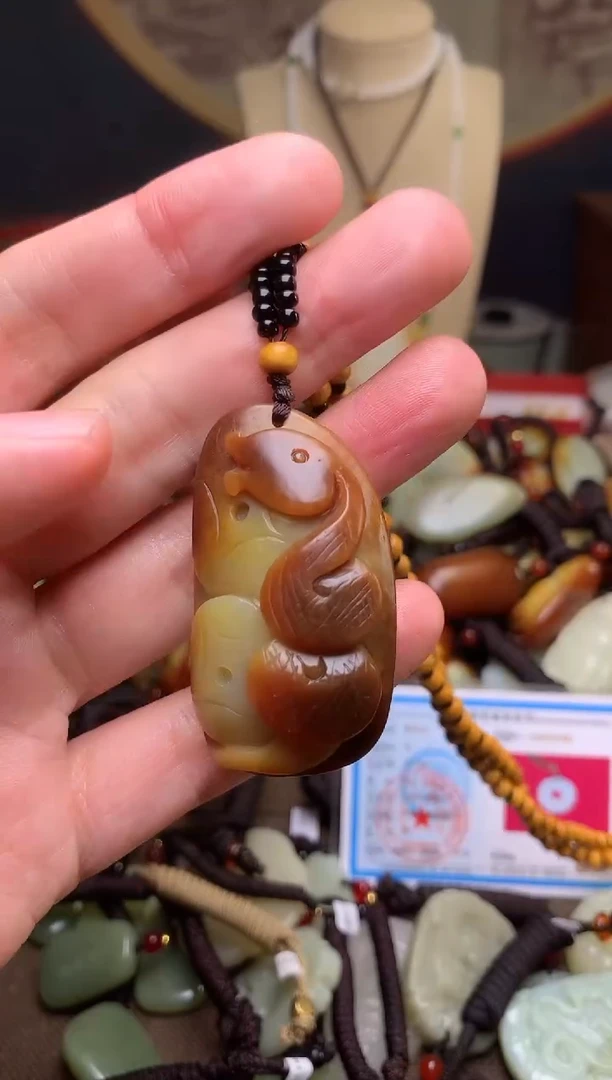 颈饰未镶嵌和田玉新疆料青海料清水和田玉吊坠