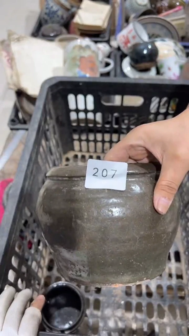有机玻璃山****哥工艺品摆件207