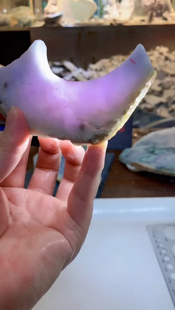 翡翠裸石0朗0翡翠珠宝155