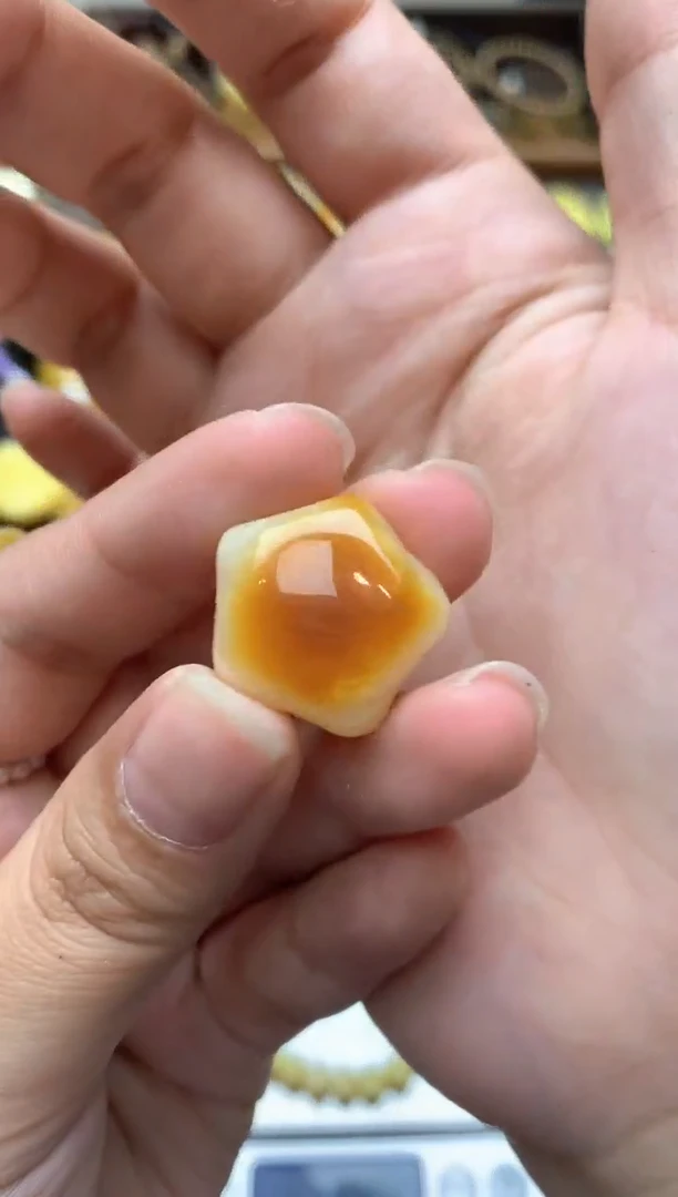 【闪购商品】琥珀珠宝奇石未镶嵌018琥珀蜜蜡花粉有纹小坑介意勿拍