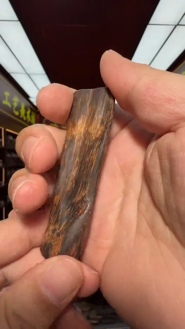 沉香吊坠多样性发一