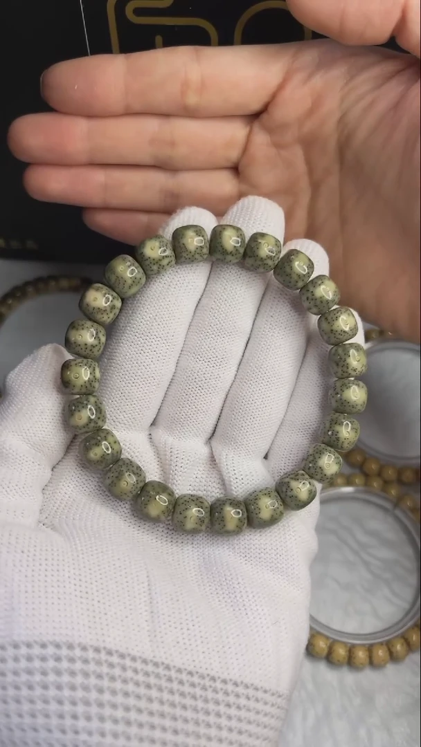 星月菩提手串小驼包10x9.A002