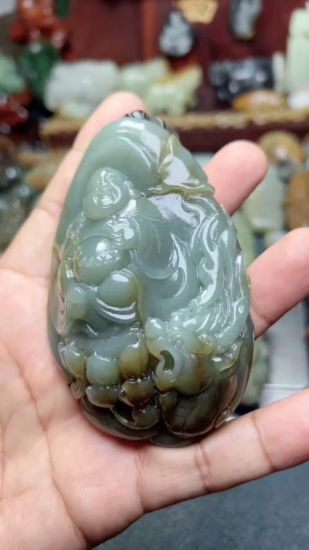 和田玉未镶嵌把件-