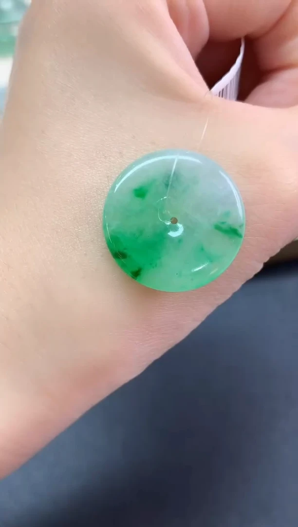 未镶嵌定制翡翠毛货吊坠|5800