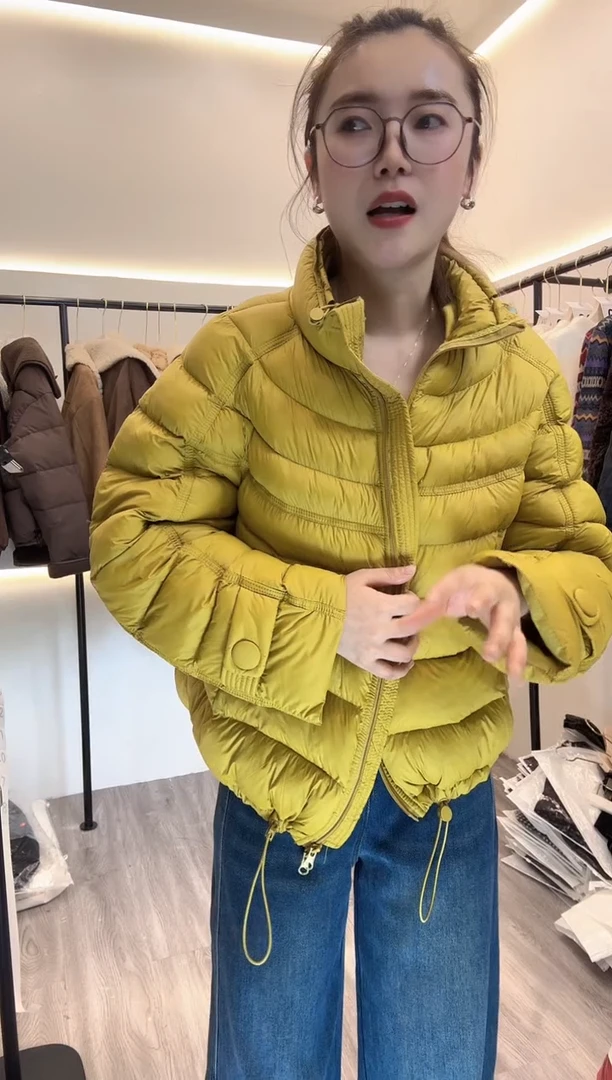 石墨烯自发热棉服排骨款