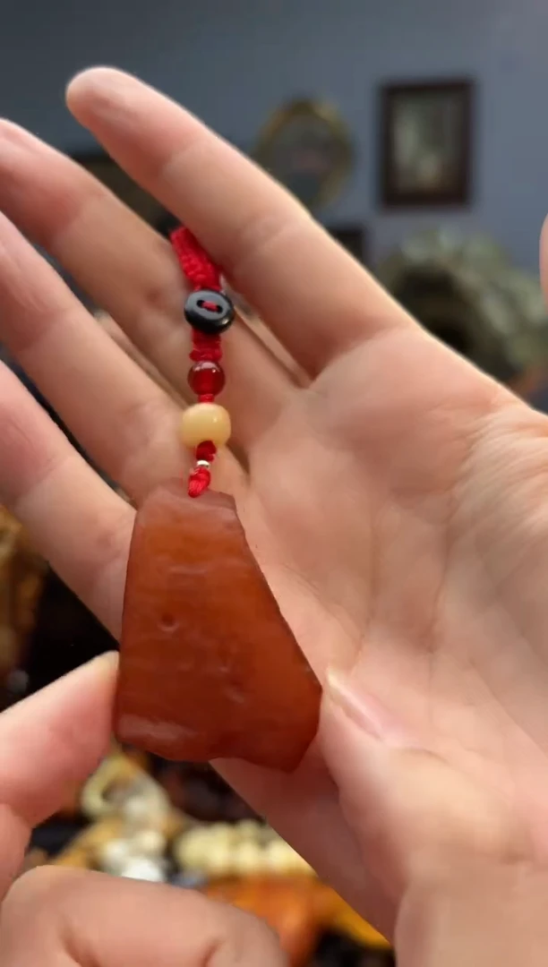 琥珀颈饰未镶嵌包挂