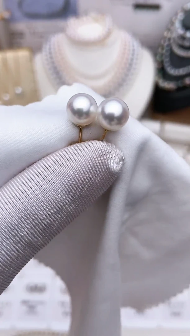 【闪购商品】海水珍珠耳饰18K金镶嵌特选福利8-8.5mm不退不换