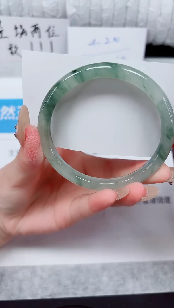 未镶嵌手镯石英质玉290-63