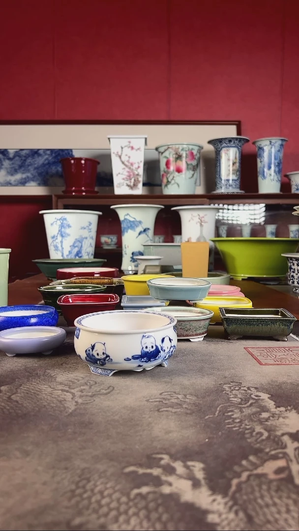 【闪购商品】手绘青花盆手绘青花盆