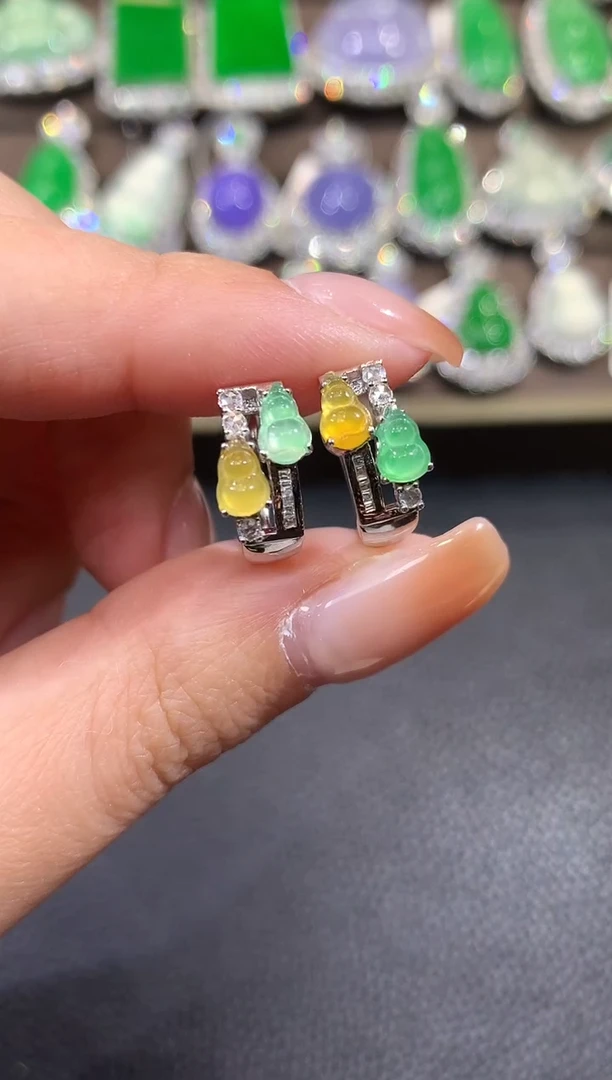 18K金镶嵌翡翠耳饰C56