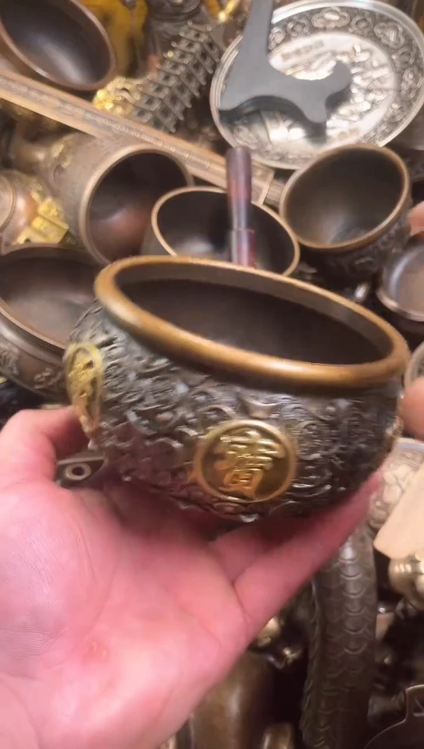 精美铜器点击下单