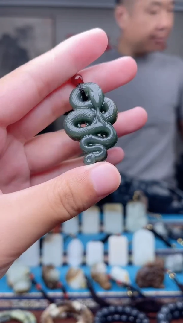 和田玉未镶嵌挂件1