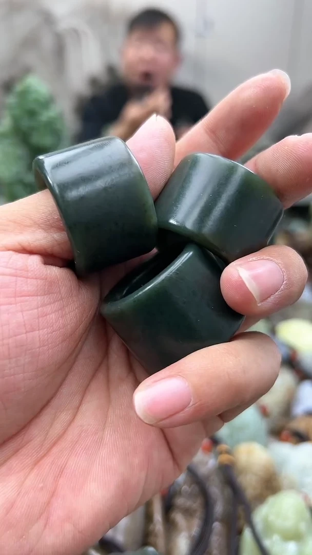 【闪购商品】和田玉把件未镶嵌多样性发货  拍一发一