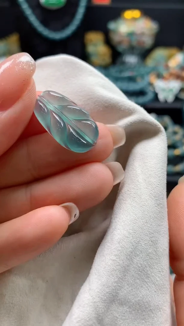 【闪购商品】翡翠颈饰未镶嵌0732982647