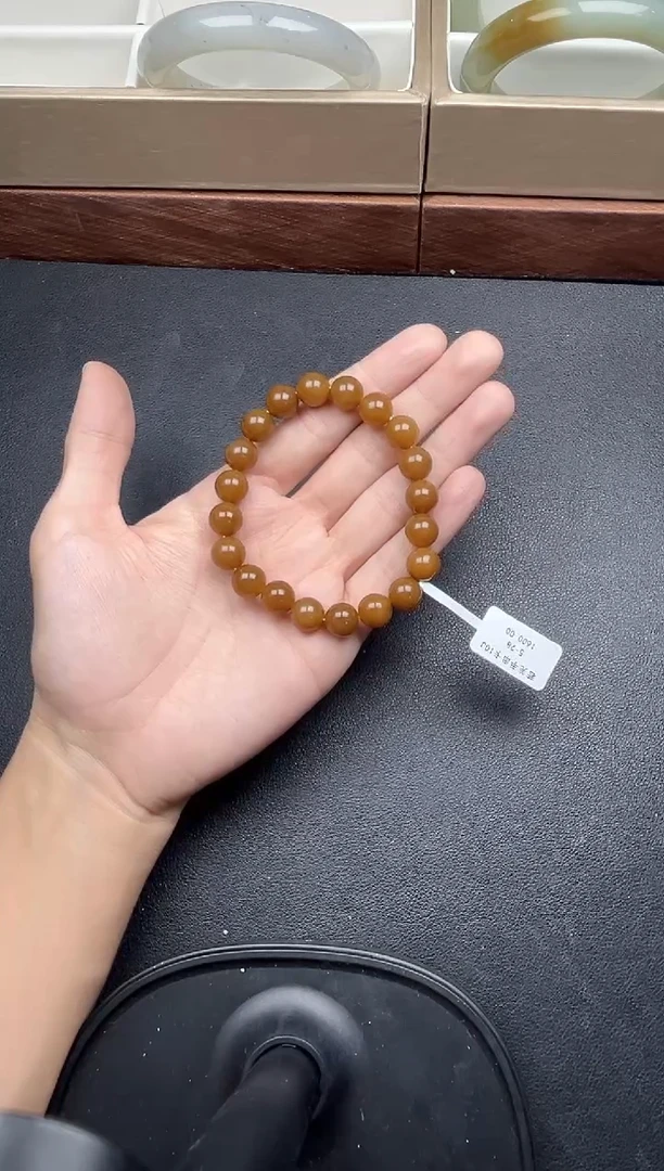 未镶嵌手串和田玉若羌微色差卡10手串J