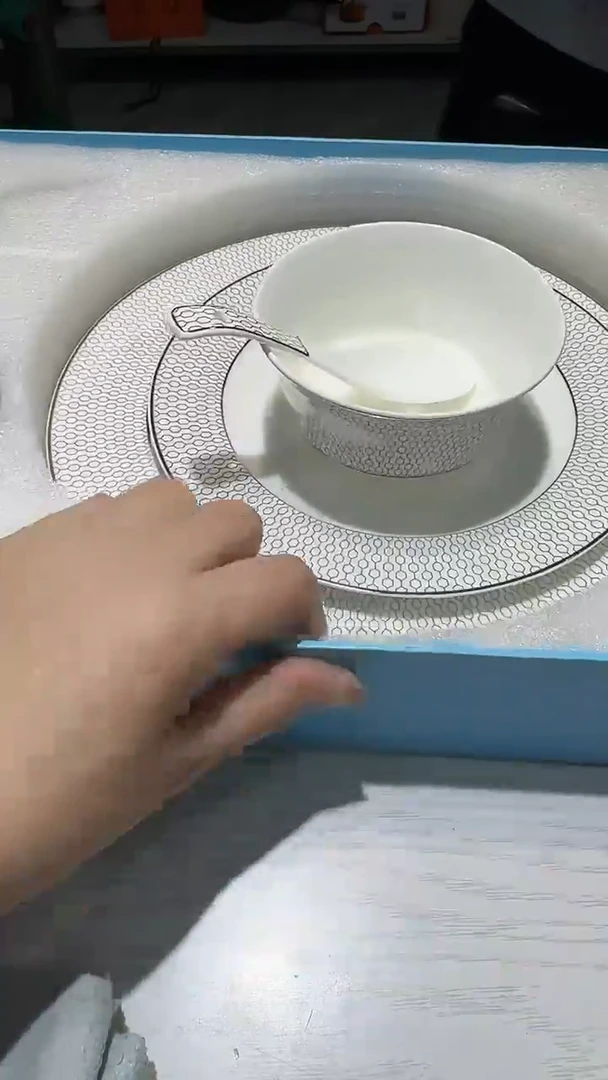 瓷片生活的本意是开心啊@@1