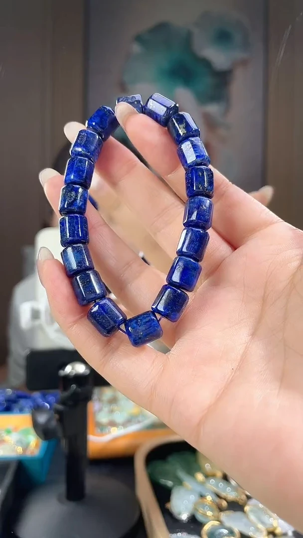 未镶嵌青金石颈饰2026123101