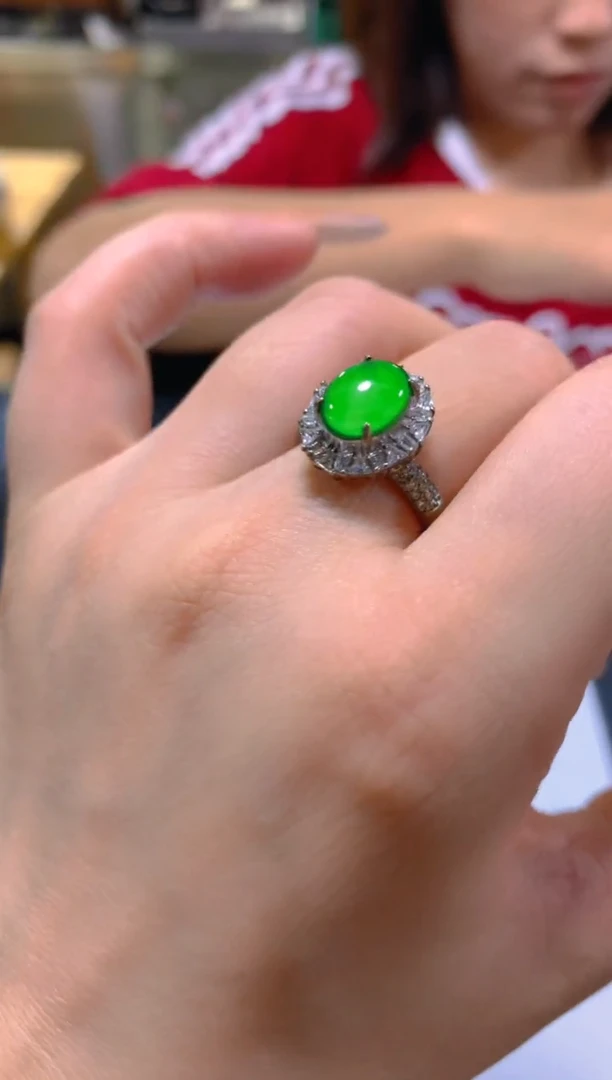 未镶嵌戒指翡翠多样性发一