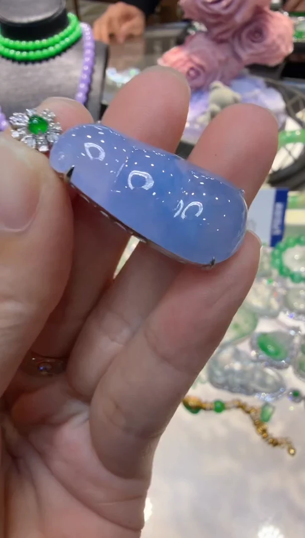 吊坠(不含链)18K金镶嵌翡翠吾***期