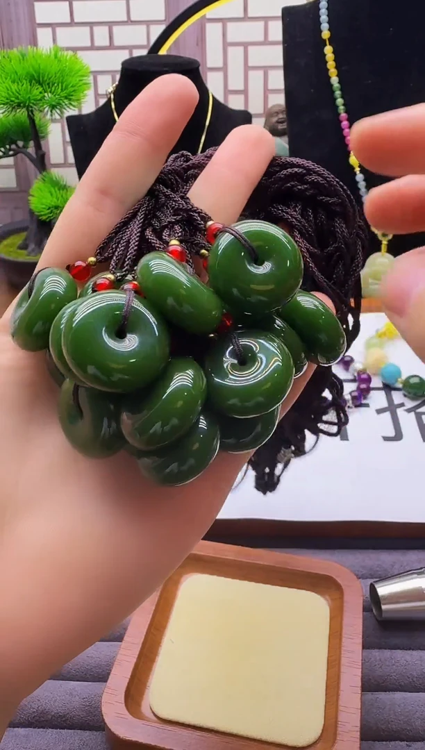 和田玉14K金镶嵌颈饰X70