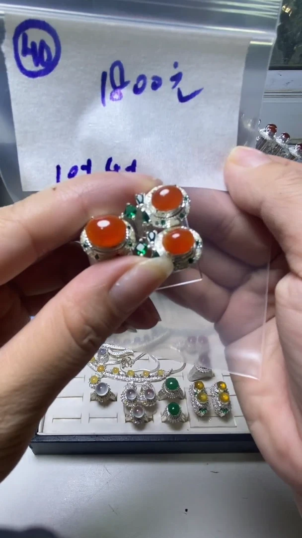 未镶嵌定制翡翠戒面1800元毛货需精抛光40