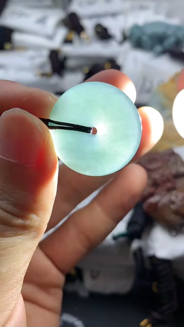 【闪购商品】翡翠颈饰未镶嵌55555555555