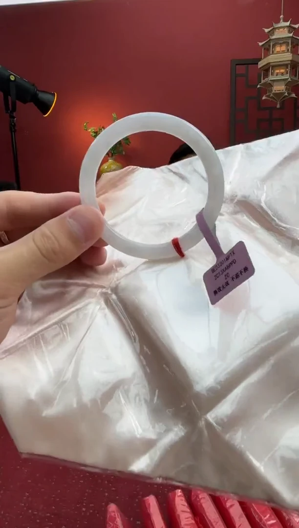 未镶嵌手镯翡翠翡翠手镯4