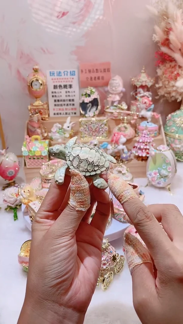 珐琅彩首饰盒摆件