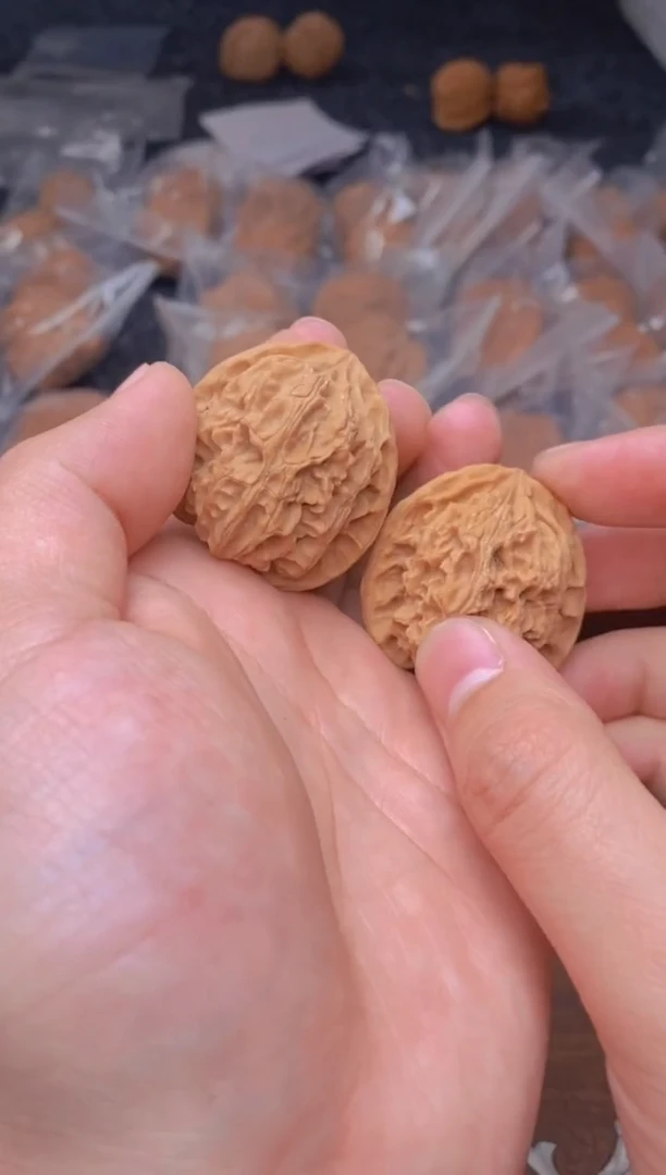 【闪购商品】文玩核桃把件G160号35尺苹果