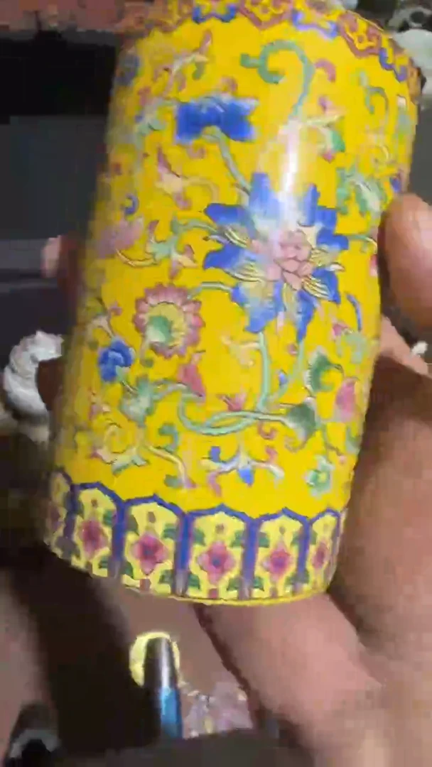 木闪电购链接精品摆件笔筒