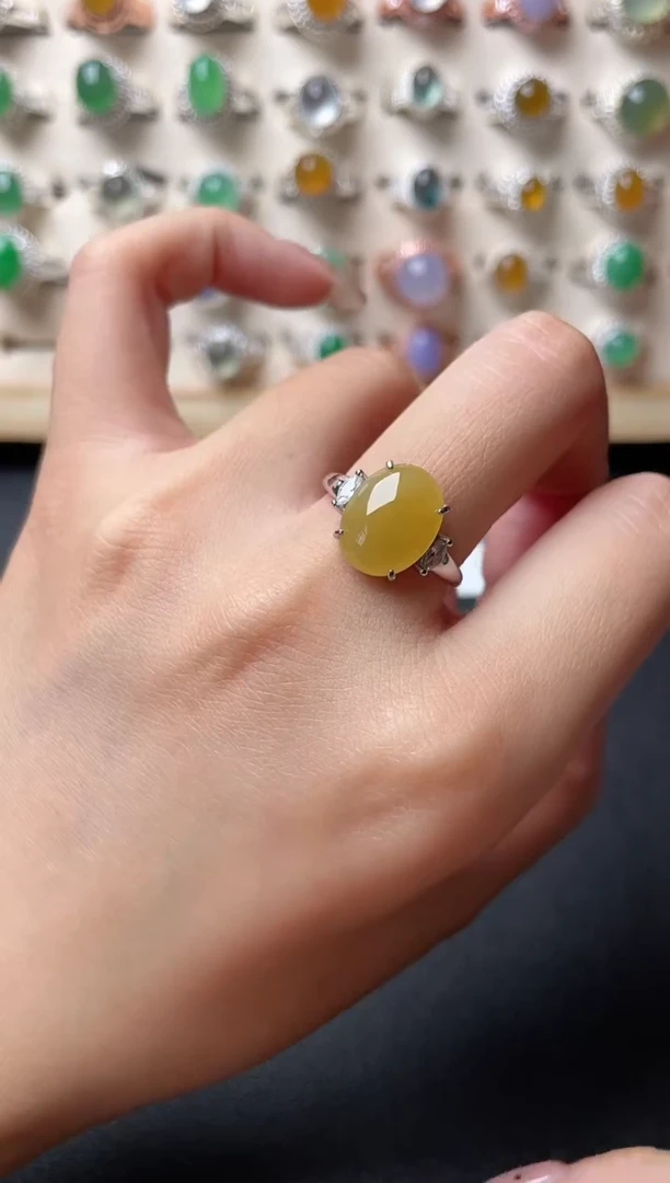 【闪购商品】翡翠戒指银S925镶嵌一物一证一礼盒