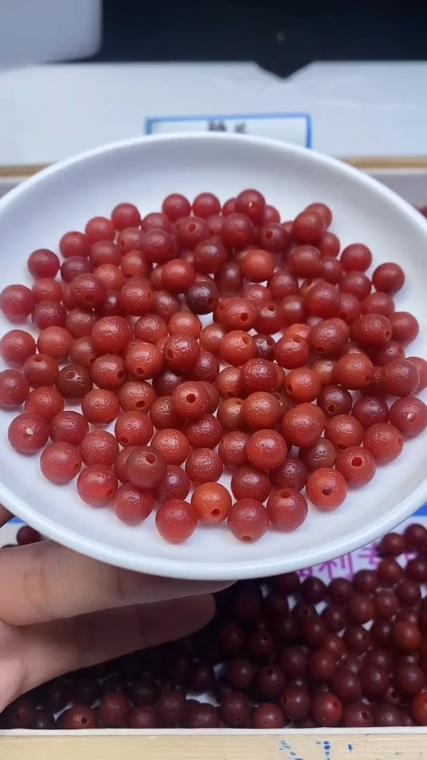 未镶嵌散珠南红玛瑙B2258 南红磨砂8mm25颗12元